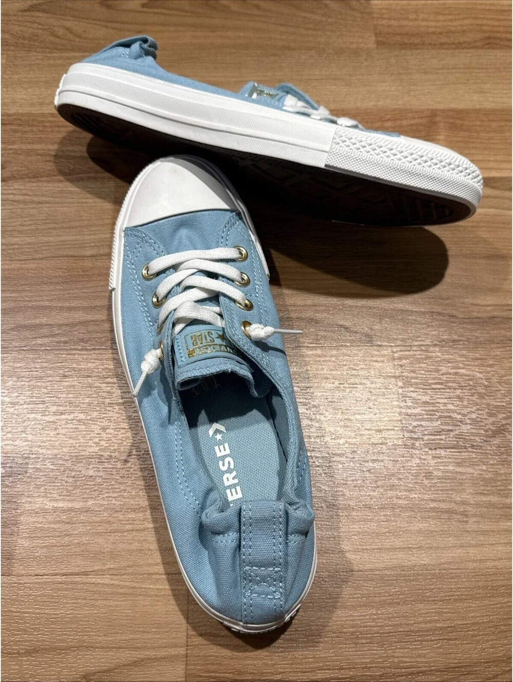 Converse brand new